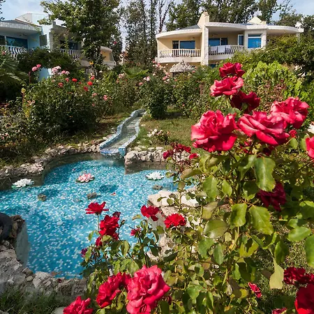 Jasmin Village Китен