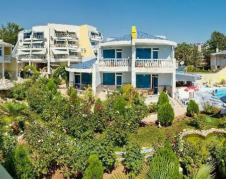 Jasmin Village 3*